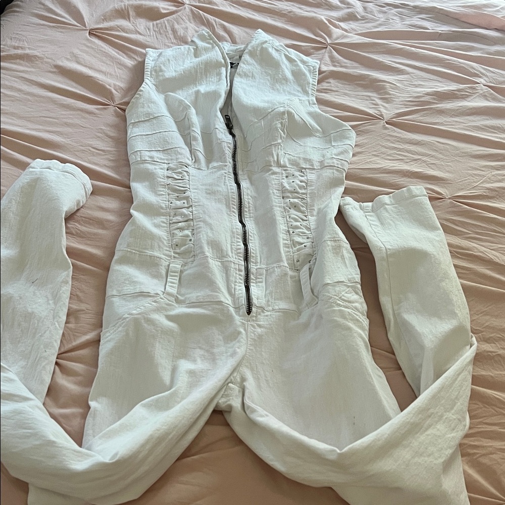White Sleeveless Jumpsuit